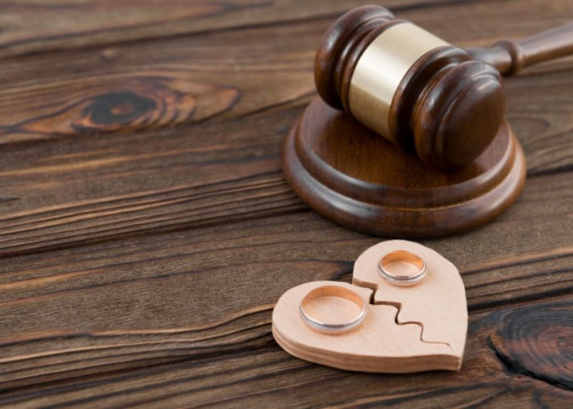 حق طلاق زن یا مرد